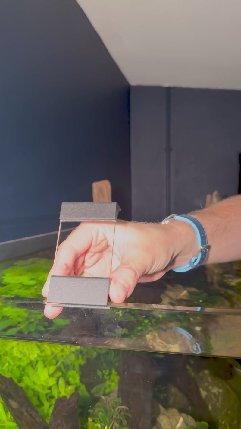 Load and play video in Gallery viewer, Fluval Aquasky 2.0 Light Riser Set
